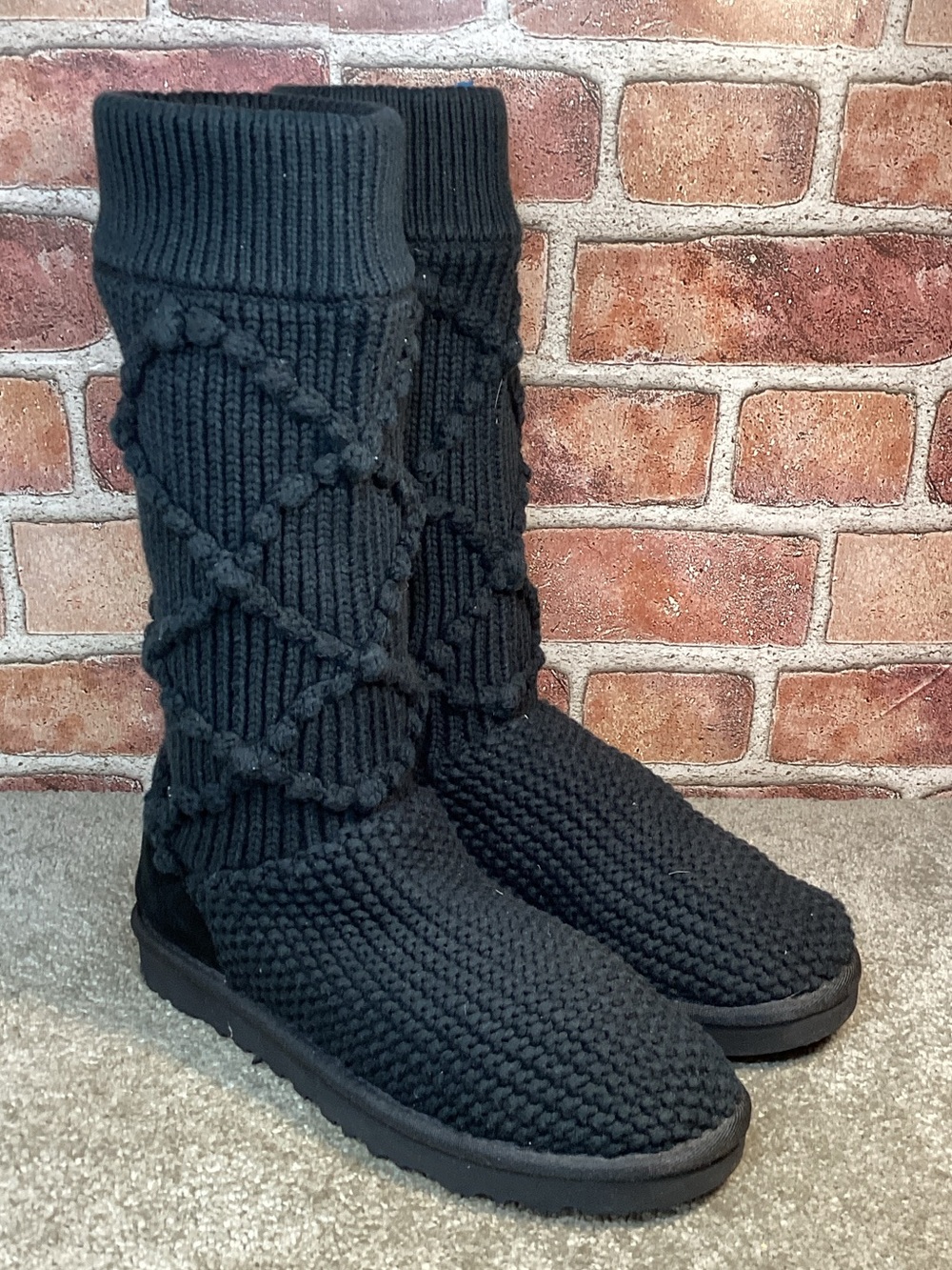 UGG Classic Argyle Knit boots size 8